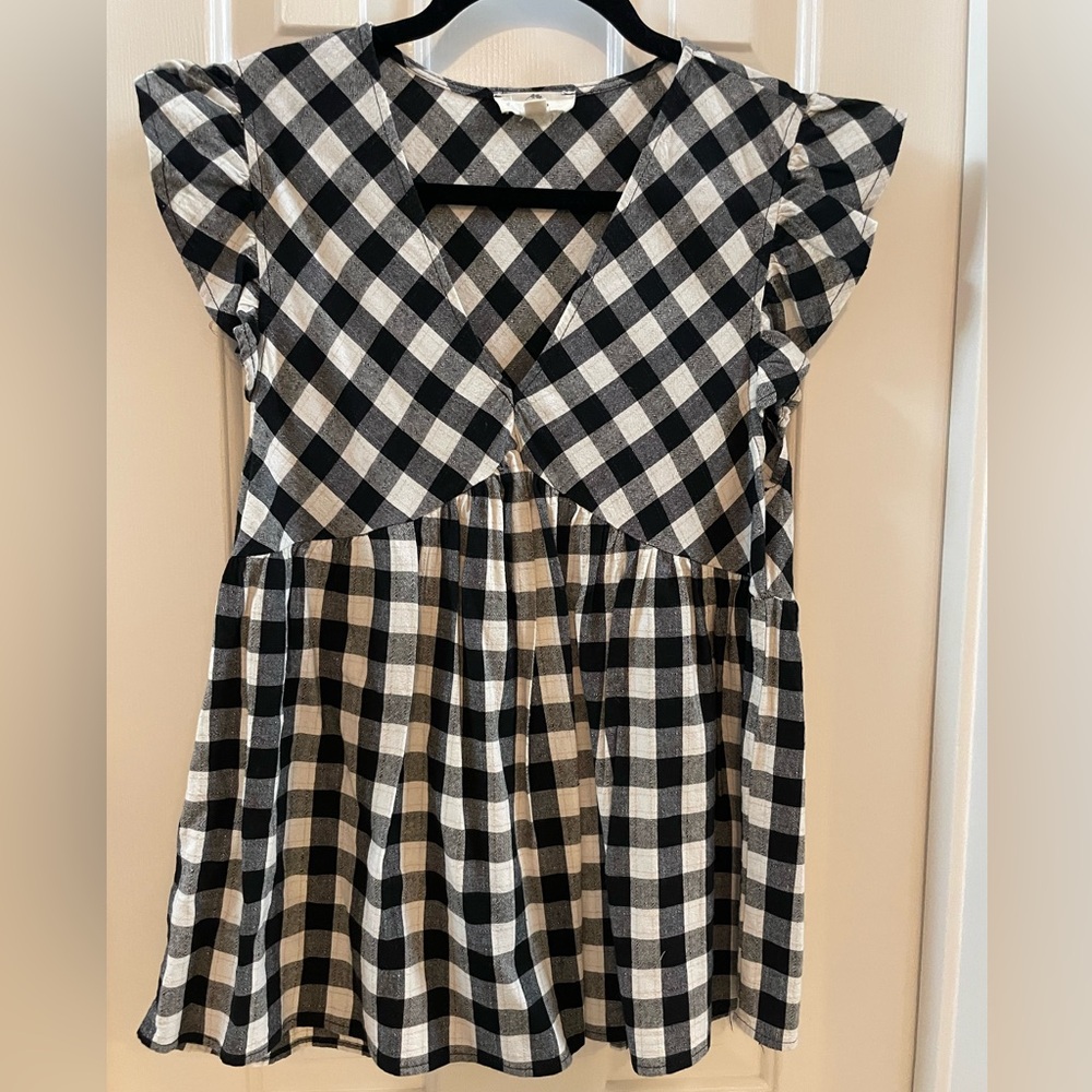 Black and White Gingham Flutter Sleeve Top